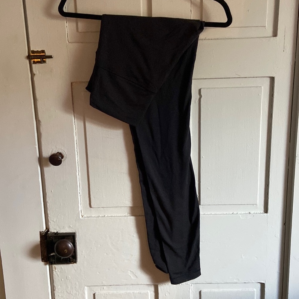 Lululemon Wunder under legging size 8